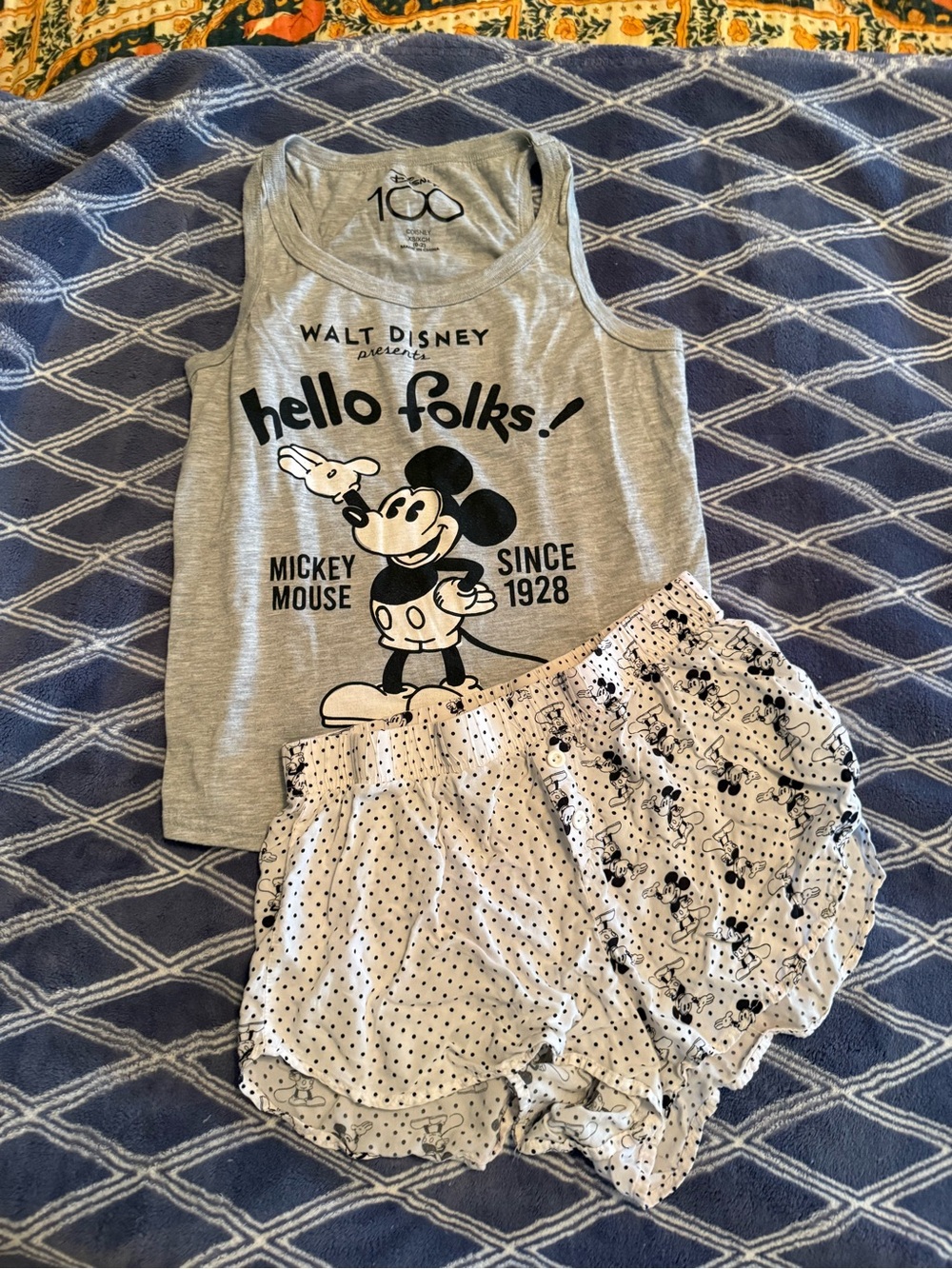 Disney Gray Mickey Mouse "hello folks!" Tank & White Printed Shorts Pajama Set